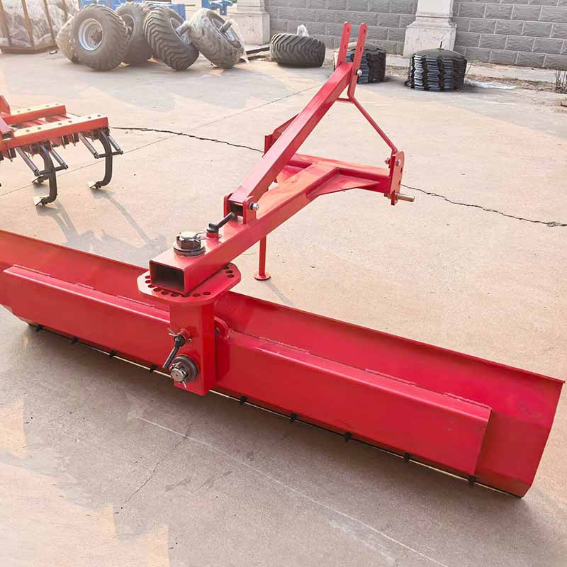 Mounted rear scraper grader Mounted rear scraper grader